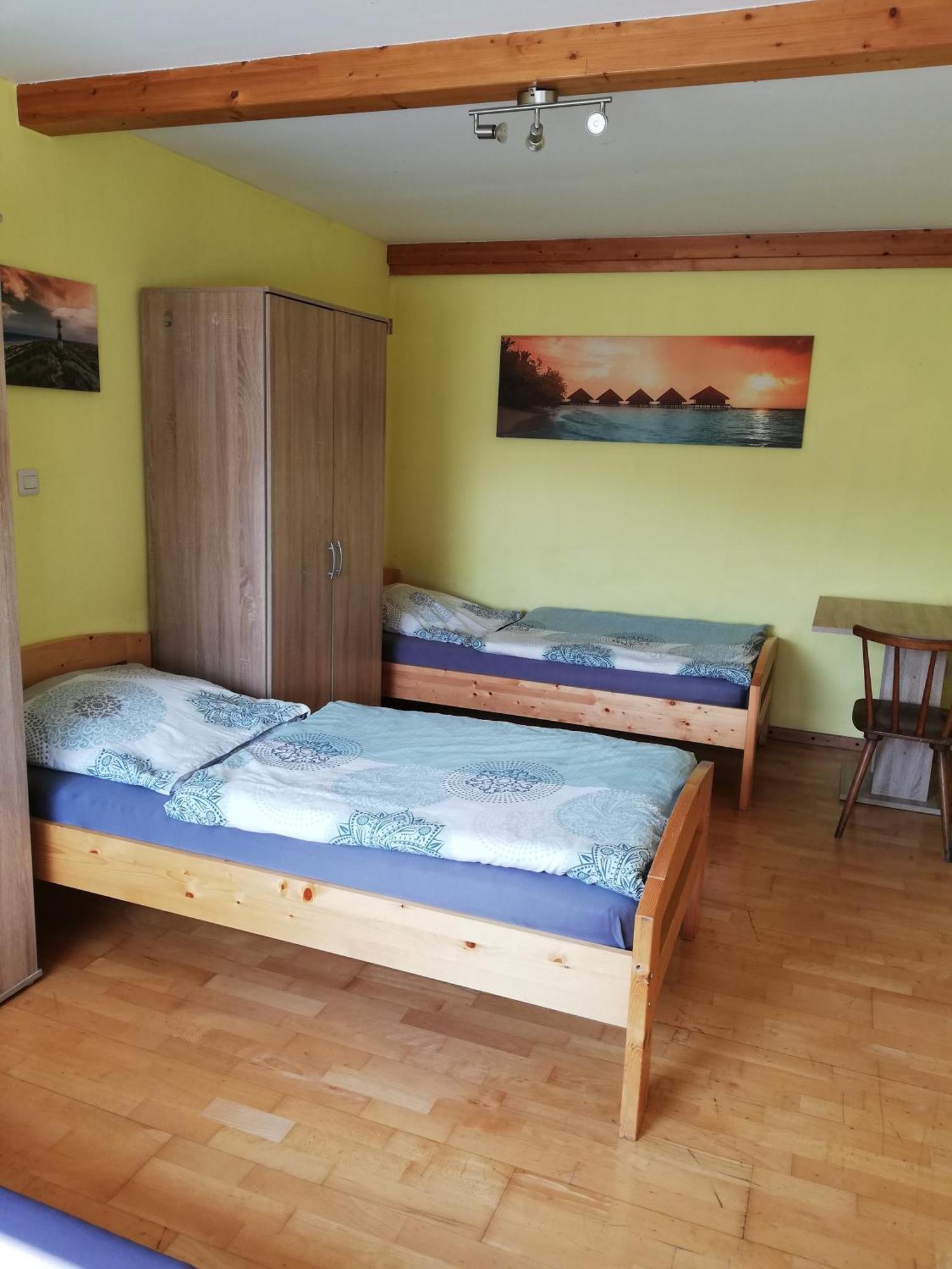 Wohnung Fuer Arbeiter Und Monteure Bis 6 Personen Amberg Exterior foto